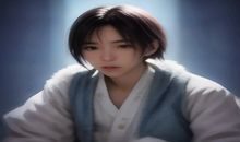 青柠tv官网投屏功能操作示意，手机画面投射到大屏电视，场景温馨